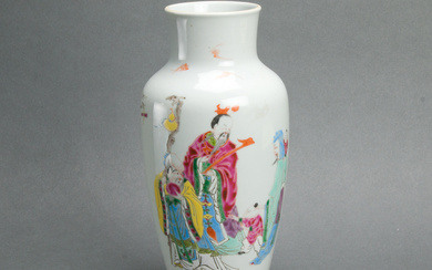 Chinese famille rose 'Three Immortals' vase