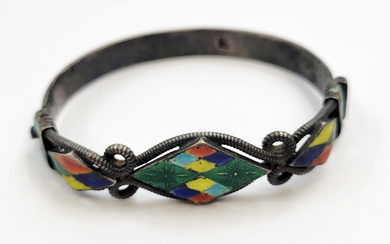 Chinese silver and enamel bracelet, handmade. Signed. Weight: 22.82g....
