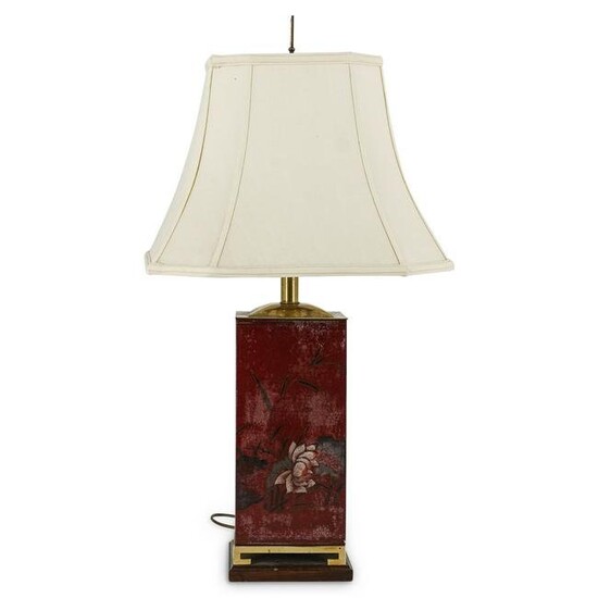 Chinoiserie-Style Decorative Table Lamp
