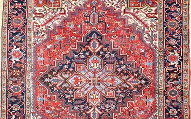 Heriz old, Persia, around 1930, wool on cotton, approx. 300...