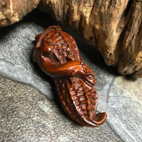 Japanese Boxwood Okimono Carving, Tiny Dragon & Peanut