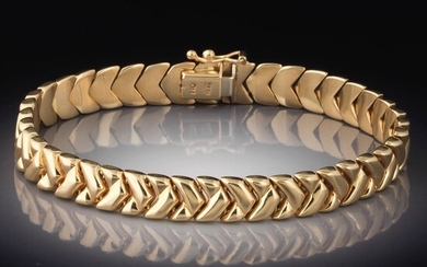 Ladies' Vintage Italian Gold Zigzag Design Bracelet
