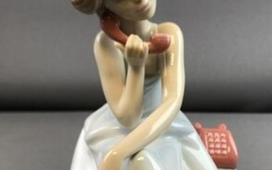 Lladro Chit-Chat figurine in original box