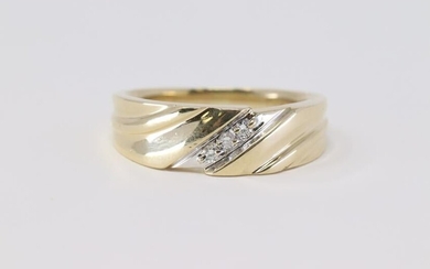 Men's Diamond Ring.