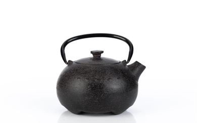 Metal Teapot Graphite colour H:14cm x L:12