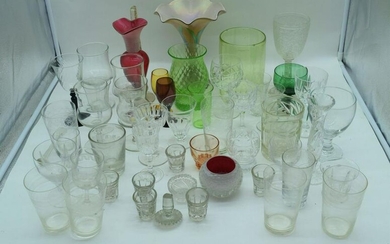 Miscellaneous collection of glass items (Qty).