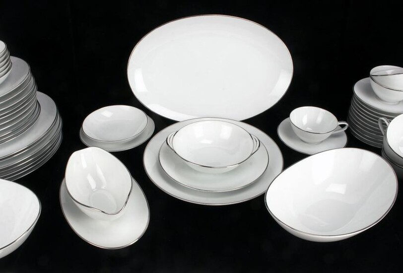 NORITAKE COLONY WHITE WITH PLATINUM PORCELAIN SEERVICE