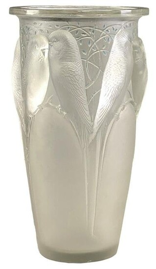 René Lalique Frosted Crystal "Ceylan" Vase