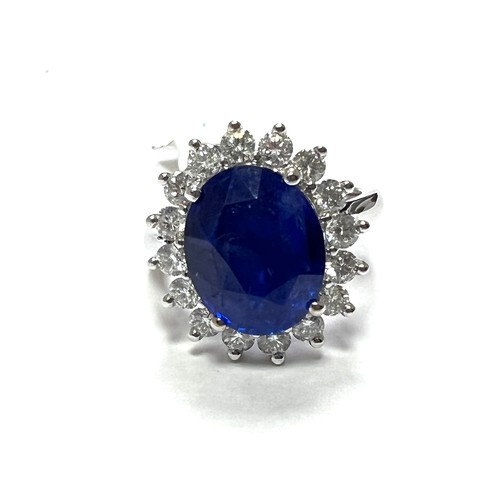 Sapphire Ring set with 4.76ct. sapphire and 0.86 ct. diamond...