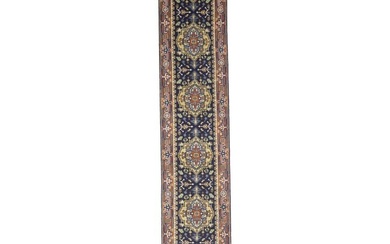 Serapi Hand-Knotted Floral 26X16 Traditional Oriental Runner Rug Hallway Carpet