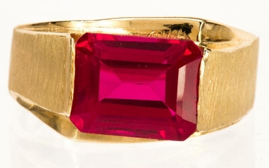 Synthetic ruby, 14k yellow gold ring
