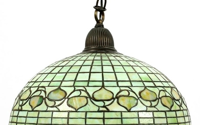 TIFFANY ACORN HANGING LAMP, H 8.5", DIA 16"