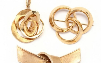 Three Gold Knot Motif Jewelry Items