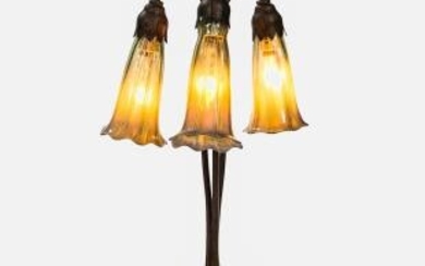 Tiffany Studios Patinated Bronze Three-light Lily Lamp