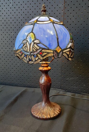 Tiffany Style Leadlight Shade Table Lamp (H:37.5cm)
