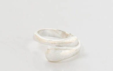 Tiffany & Co Sterling Silver Teardrop Ring