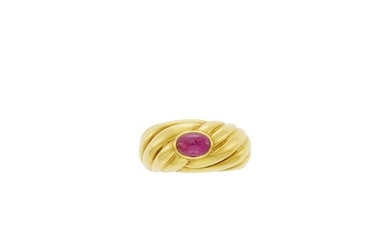 Van Cleef & Arpels Fluted Gold and Cabochon Ruby Dome Ring