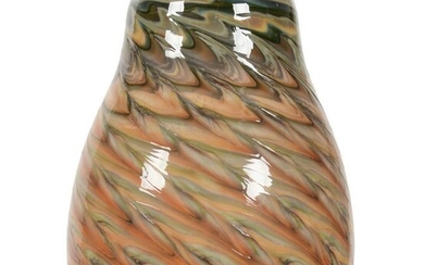 Vase, Signed Durand #1953-7 Art Glass