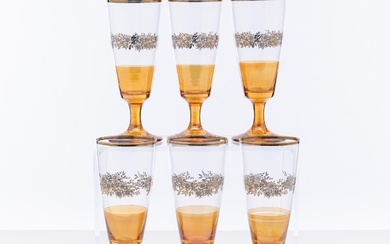 Vintage 1970's Champagne glasses in Amber lustre with white & gold flower motifs. H:16cm. Set of six