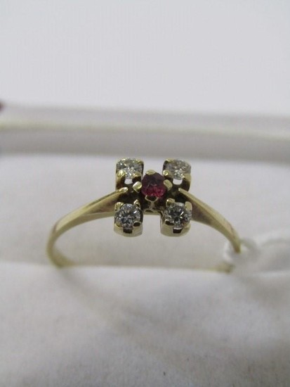 14ct YELLOW GOLD RUBY & DIAMOND RING, unusual design central...
