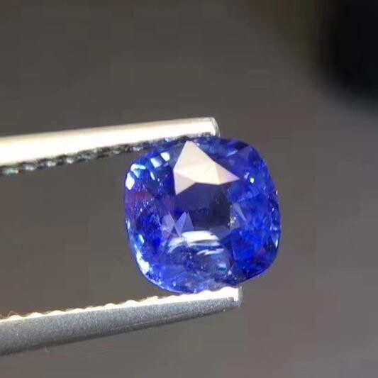 1.65 ct Natural blue Sapphire,1.65ct,International