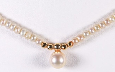 18KYG BEADED PEARL NECKLACE