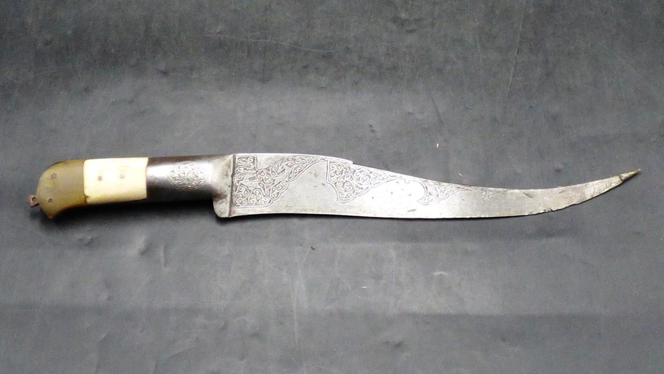 19th Century or Earlier Indo Persian Knife dagger, Yatagan s...