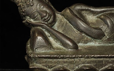 19th/early 20thC Thai Bronze Reclining Buddha.