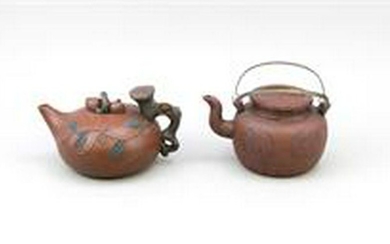2 Yixing Teapots (Zisha Ware), China, 20th cent. 1x