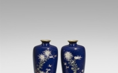 A pair of cloisonné enamel vases. Late 19th c ...