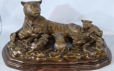 Contemporary bronze mountain lion with cubs