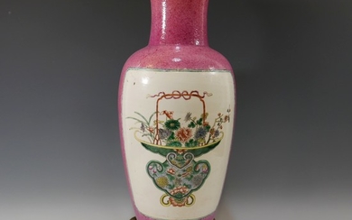 LARGE CHINESE ANTIQUE FAMILLE ROSE ROULEAU VASE - 19TH CENTURY