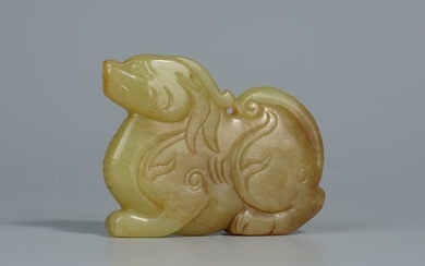 A CHINESE YELLOW JADE 'MYTHICAL BEAST' PENDANT