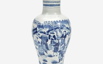 A Chinese blue and white porcelain tall baluster base 青花大瓶