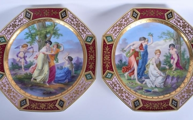 A LARGE PAIR OF EARLY 20TH CENTURY VIENNA PORCELAIN