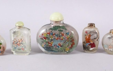 A MIXED LOT OF 5 CHINESE REVERSE PAINTED SNUFF BOTTLES
