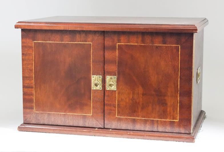 A Mahogany Canteen, Modern, inlaid with crossbandings and stringings...