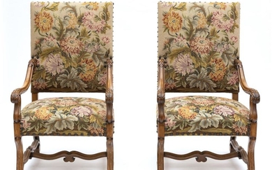 A PAIR OF FRENCH LOUIS XIII STYLE WALNUT ARMCHAIRS WITH TAPESTRY UPHOLSTERY, 113CM H, SEAT HEIGHT 42CM