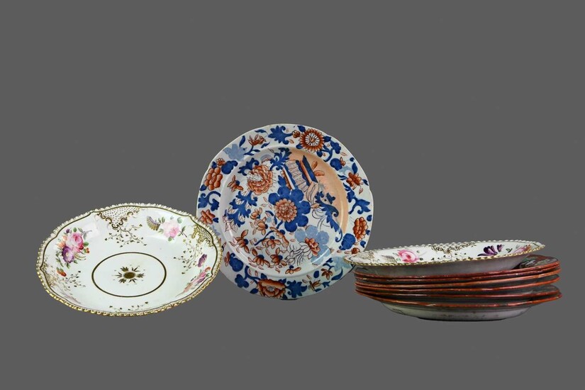 A PAIR OF LATE 19TH CENTURY ENGLISH PORCELAIN BOWLS AND OTHERS