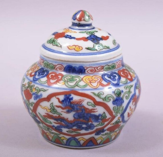 A SMALL CHINESE PORCELAIN DOUCAI POT AND COVER