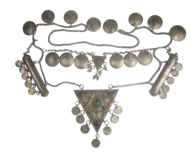 A Turkman white-metal necklace