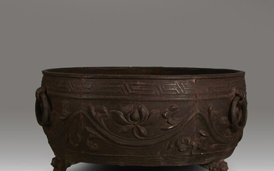A massive Chinese cast iron basin, Ming dynasty