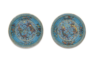 A pair of cloisonné enamel dishes, Ming dynasty, late 16th century | 明十六世紀末 掐絲琺琅螭龍紋盤一對, A pair of cloisonné enamel dishes, Ming dynasty, late 16th century | 明十六世紀末 掐絲琺琅螭龍紋盤一對