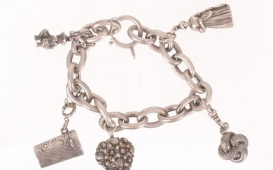 An Antique Silver Charm Bracelet