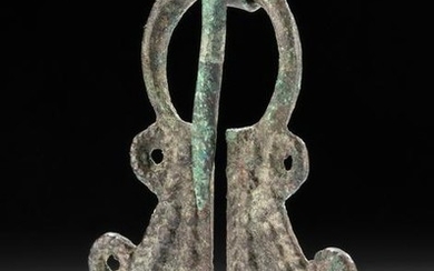 Ancient Russian Finno-Ugric Bronze Penannular Brooch