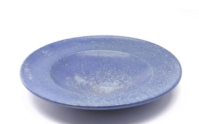 SOLD. Arne Bang: A stoneware dish decorated with blue glaze with light blue elements. H. 5.4 cm. Diam. 32.8 cm. – Bruun Rasmussen Auctioneers of Fine Art