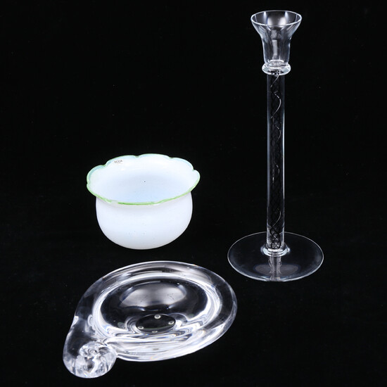 CANDLEHOLDER, BOWLS, 3 parts, glass, partially signed.