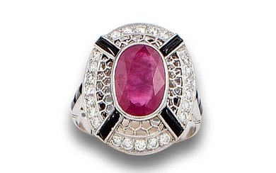 COCKTAIL RING, OLD STYLE, RUBY, DIAMONDS AND ONYX, IN PLATINUM