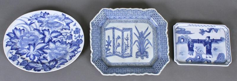 Chinese Blue & White Ware: Chargers (19th/ 20th