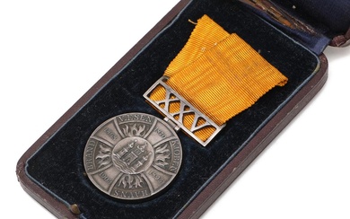Christian X, medal, 25 years service Copenhagen Fire Departement, in 1919 awarded...